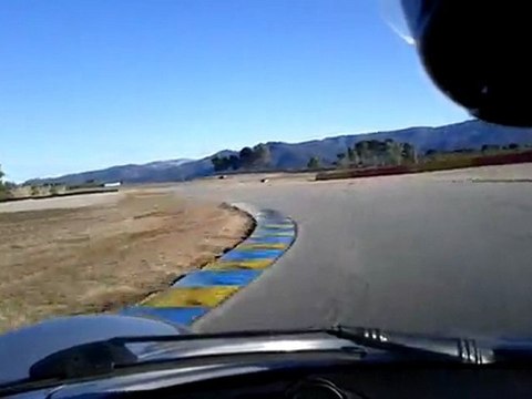 Dernière session Circuit du Luc avec tête a queue à partir de la 8° minute.