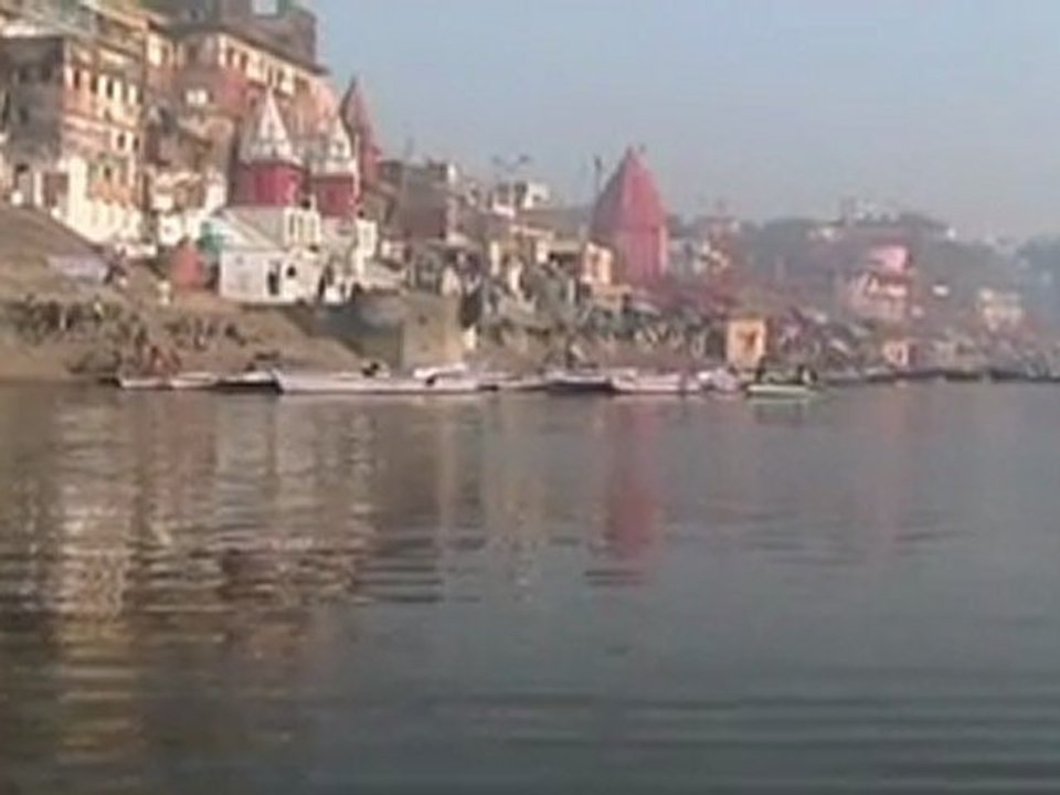 benares le long des gates