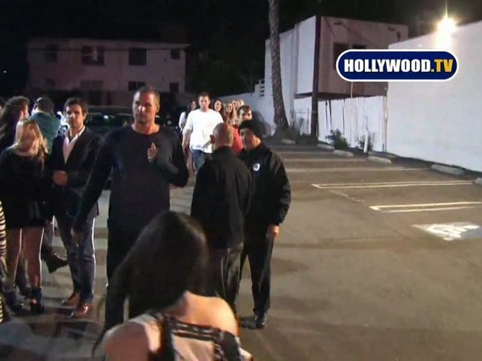 Doug Reinhardt And Friends Leave Voyeur