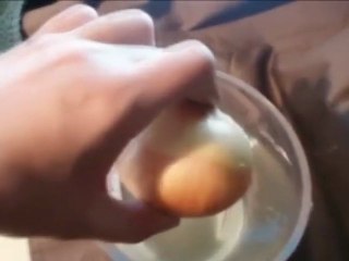 How to charge your iPod with an onion