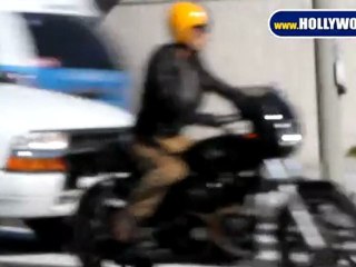 Oliver Martinez Leaves Halle Berry's House