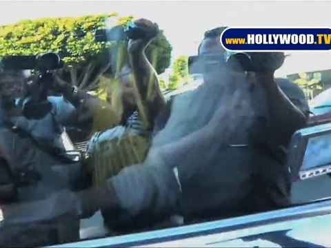 Celebrity GPS: Kim Kardashian Does More Shopping