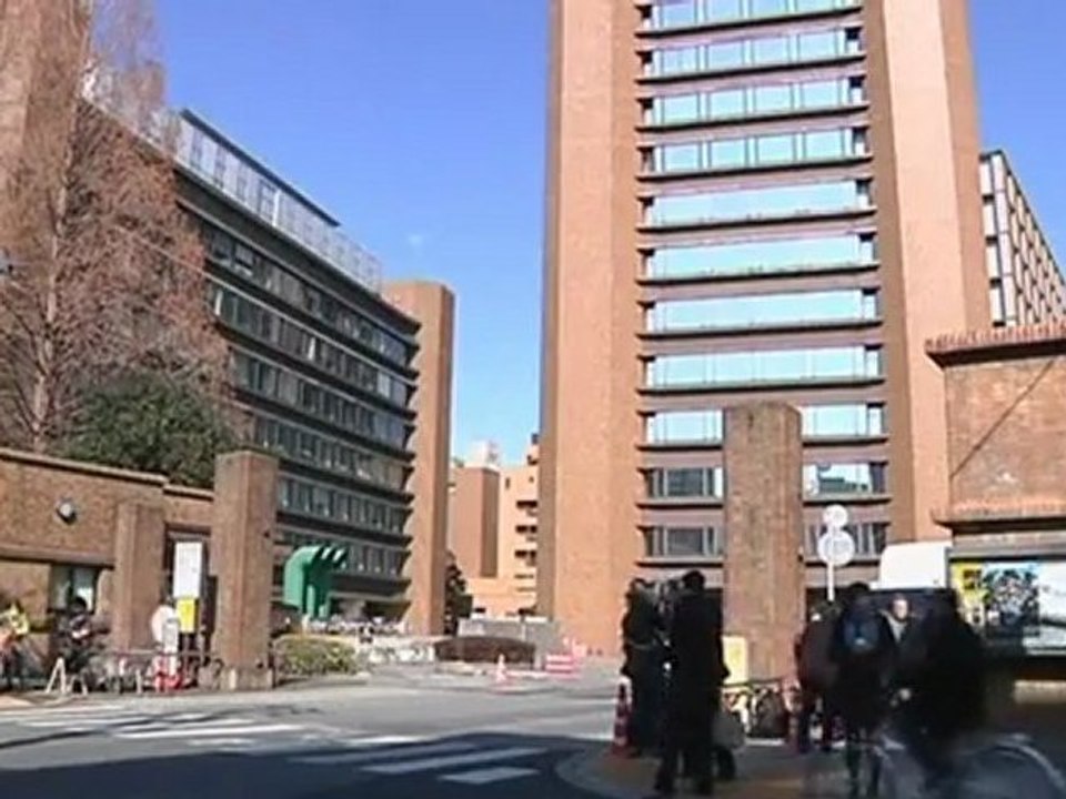 Akihito in hospital