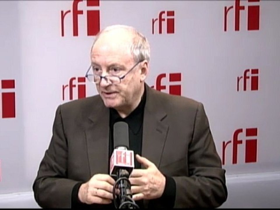 Débat Spéciale Libye : Gérard Longuet, ministre de la Défense et Hubert Védrine, diplomate, enseignant et ancien ministre français des Affaires étrangères