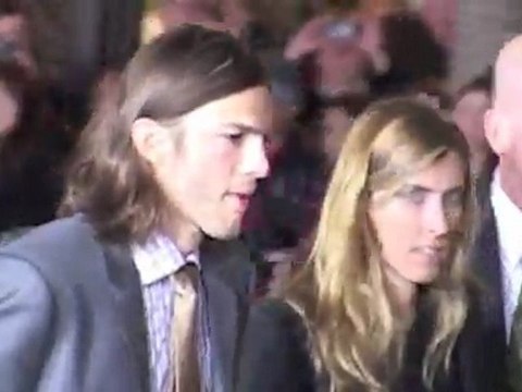 Charlie Sheen: I'm Tired of Pretending Ashton Kutcher Doesn't Suck on 'Men'