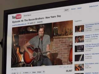 Kevin Bacon does a great Kevin Bacon impersonation!