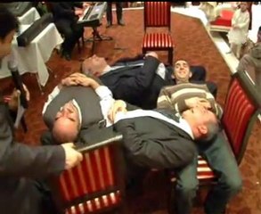 SİHİRBAZ GÖSTERİSİ VİDEO