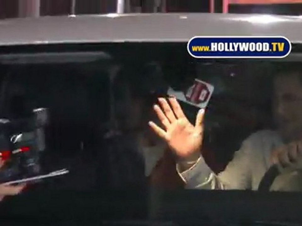 EXCLUSIVE: Enrique Iglesias Leaves Katsuya Restaurant