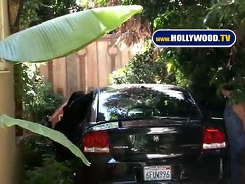 Oksana Grigorieva And Family Arrive At Home