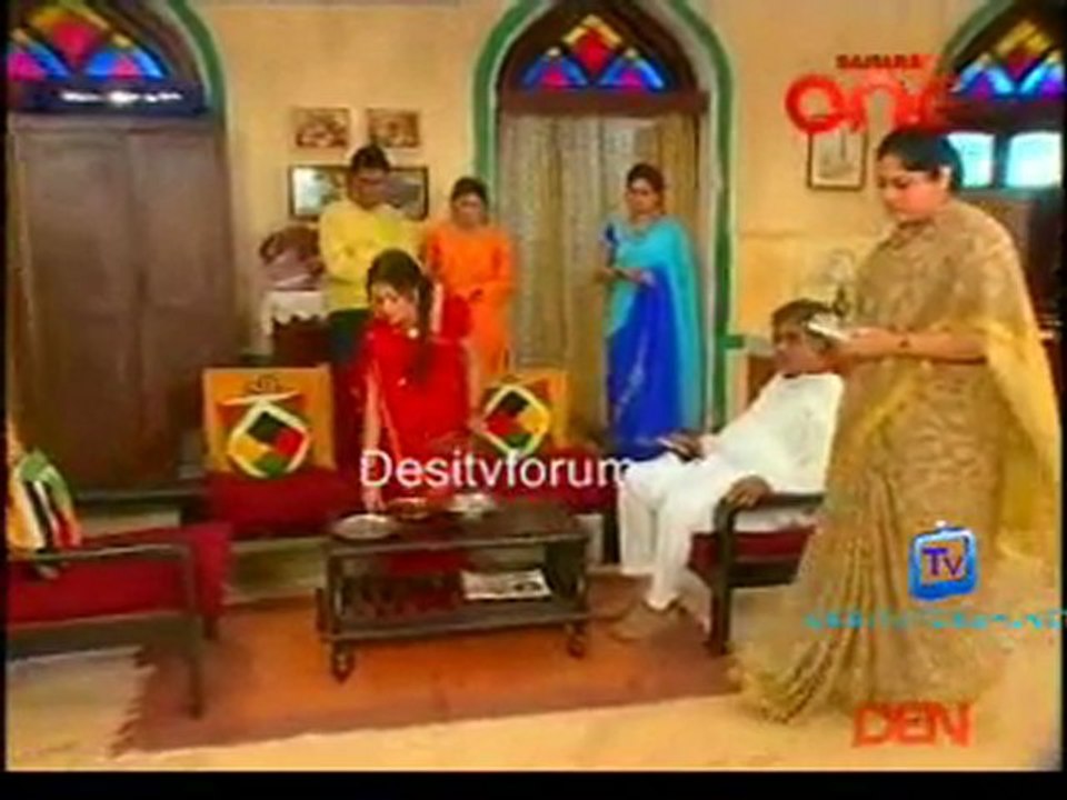 Woh Rehne Wali Mehlon Ki - 17th February 2012 - pt2