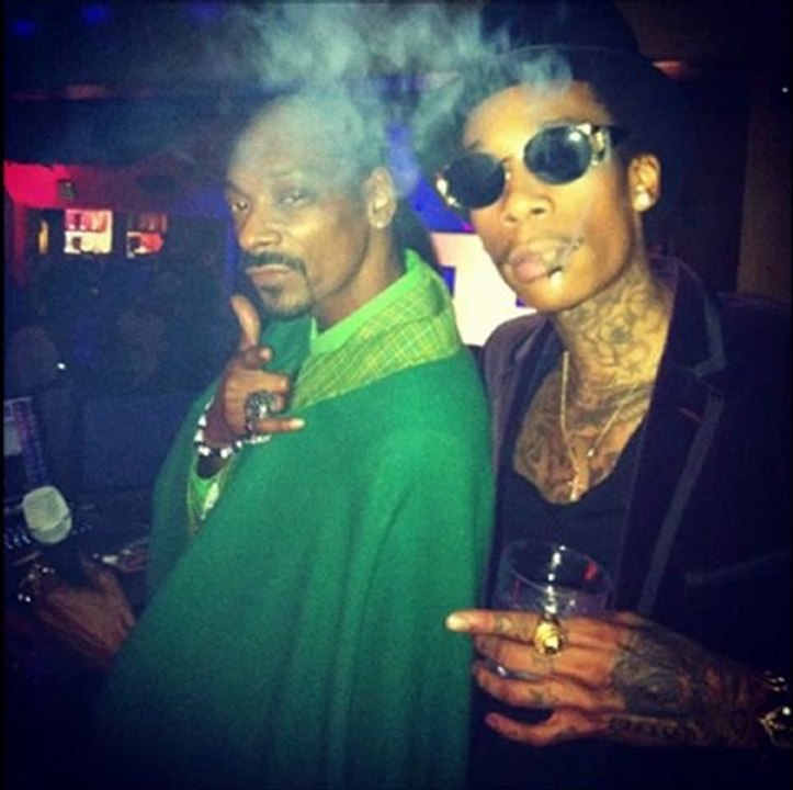 Wiz Khalifa ft Juicy J - My Favorite Song