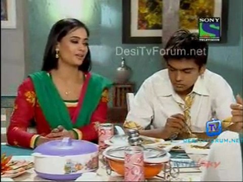 Parvarish Kuch Khatti Kuch Meethi - 17th February 2012 Video