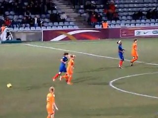 Vidéo du but de Marie-Laure Delie  15 02 2012 ( EDF )