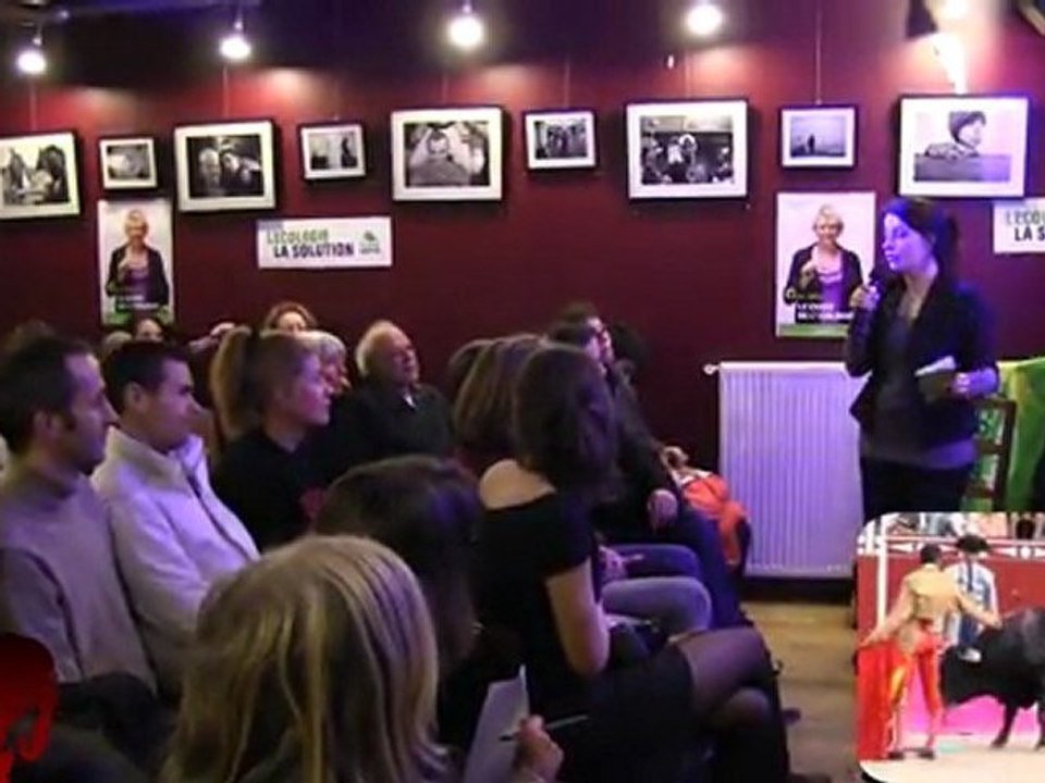 Cécile Duflot questionné par les anti corrida