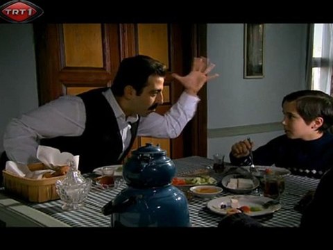 Mor Menekşeler 10. Bölüm Dizi İzle (tek parça)