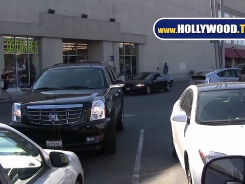 Joel Madden and Nicole Richie Hit Halloween Store