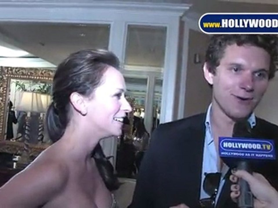 Jennifer Love Hewitt and Alex Beh Star at Peace Over Violence Event