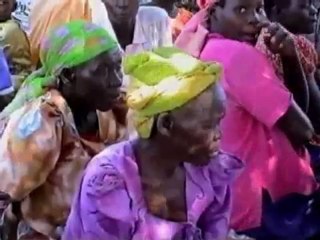 Bednet Distribution in Adeknino Parish (2/4), Dokolo, Uganda