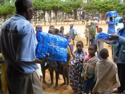 Malawi, Nsambe, Neno District: Bednet distributions