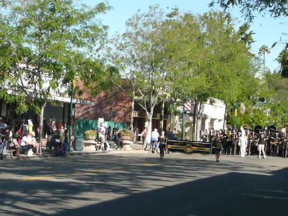 Pleasanton_parad 4. 1! 020