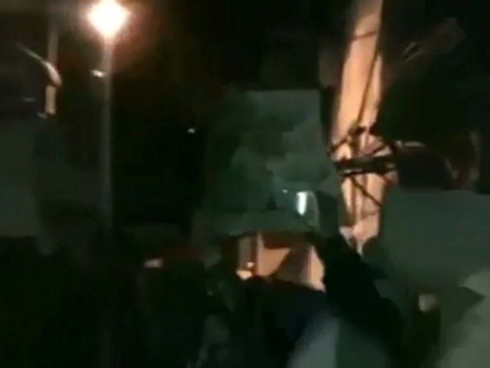 فري برس   مظاهرة مسائية حاشدة حي الميدان نصرة للمزة 17 2 2012