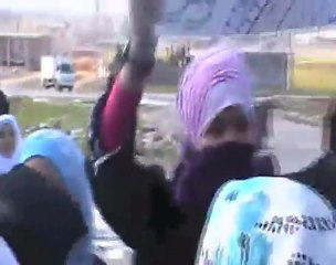 فري برس   مظاهرة حرائروأحرار حيان 16 2 2012 ج1