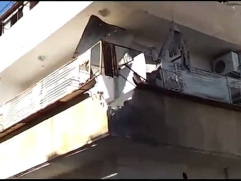 فري برس حماة آثار الدمار على بيت في حي الحميدية 16 2 2012