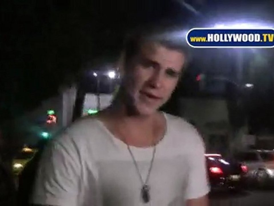 Random Dude to Liam Hemsworth: "You're Cute, But Not That Cute"