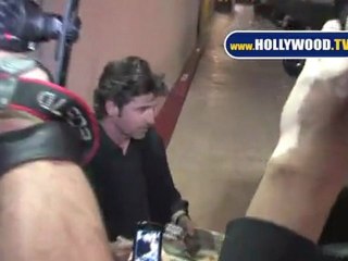 Patrick Dempsey Thrills Female Autograph Seekers at Jimmy Kimmel