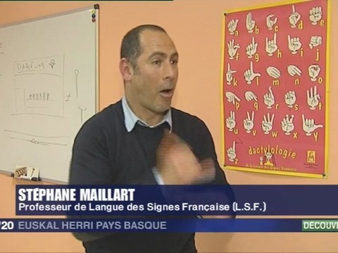 « Signes Libres » une association qui apprend la langue des signes