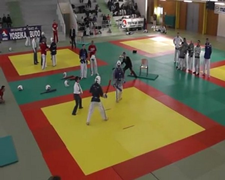 1er combat baton individuel Aurelien RYON championnat de bourgogne février  2012