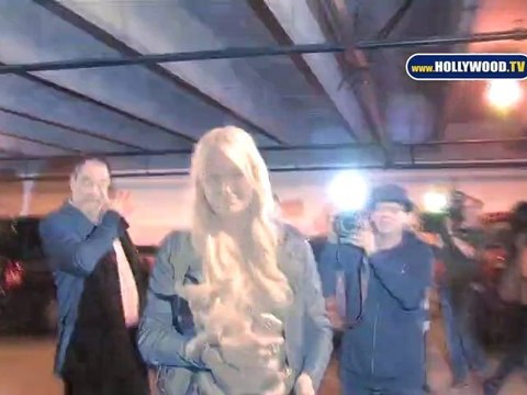 Paris Hilton Shops Kitson For Some More Clothes