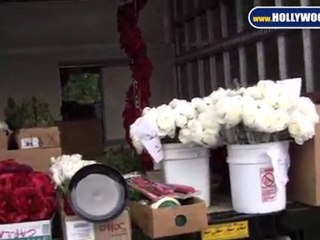 Gwen Stefani Arrives at Nicole Richie's Wedding