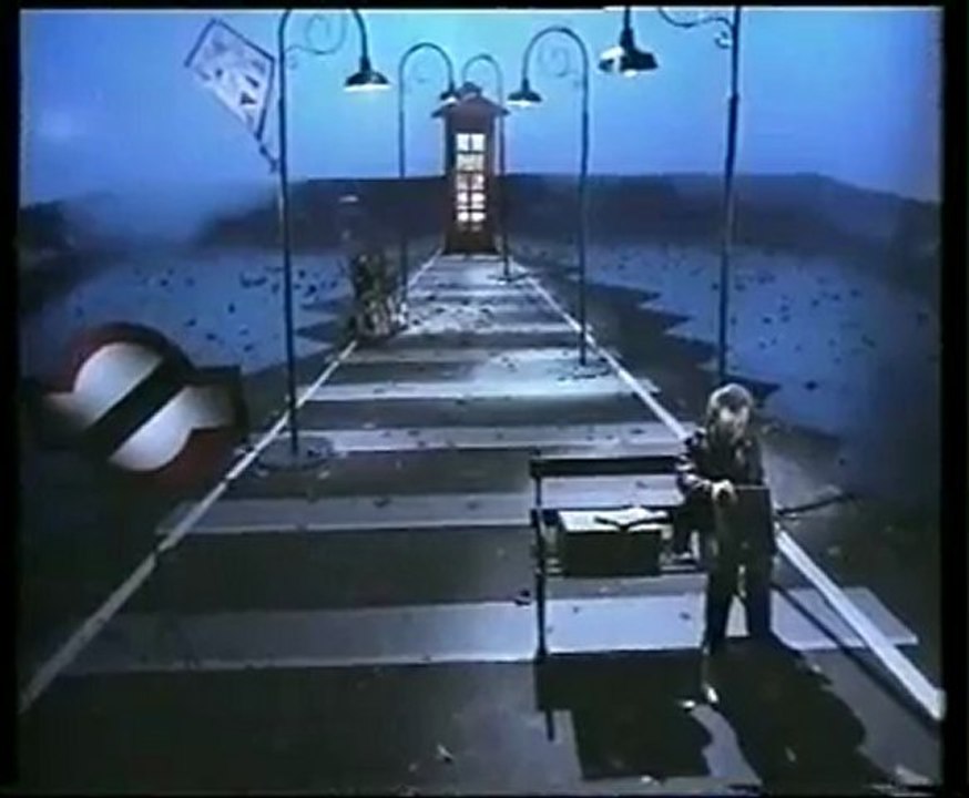 Flash_The_Pan_-_Waiting_For_A_Train
