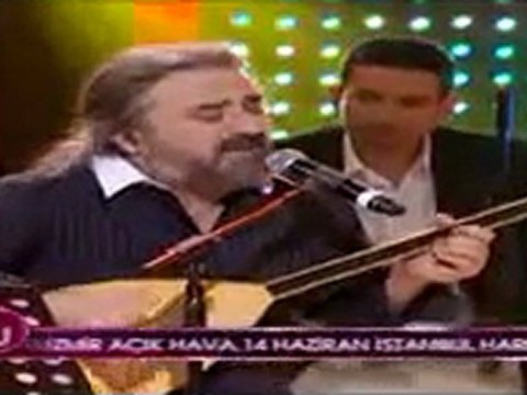 Volkan KONAK HASTANE ÖNÜNDE İNCİR AĞACI