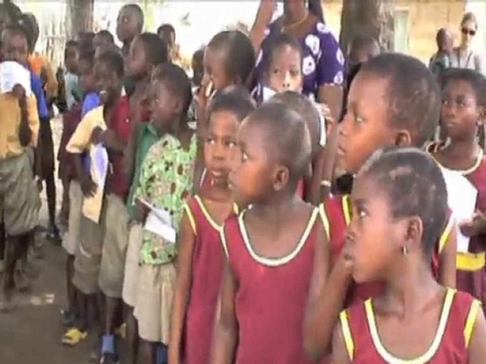 Ghana, Ho: Bednet Distributions