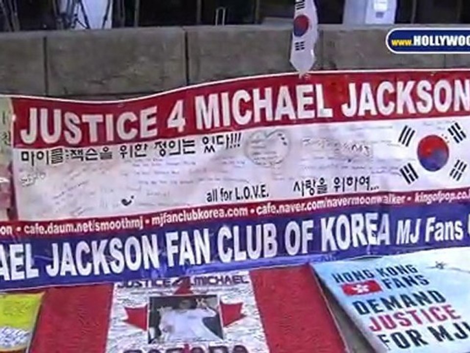 Katherine, La Toya Jackson Arrive For Court Hearing