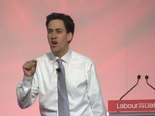 Ed Miliband attacks Government over household living costs