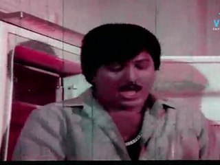 Dhorakani Dongalu - Mohanbabu Gets Scared Off