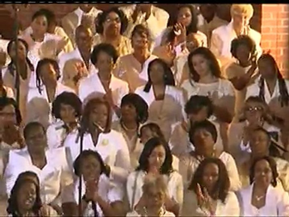 WHITNEY HOUSTON FUNERAL: Mass gospel choir open ceremony