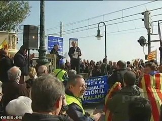Retiran la bandera española de Sant Pol de Mar