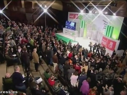 Aznar asegura que el PP cumplirá su compromiso