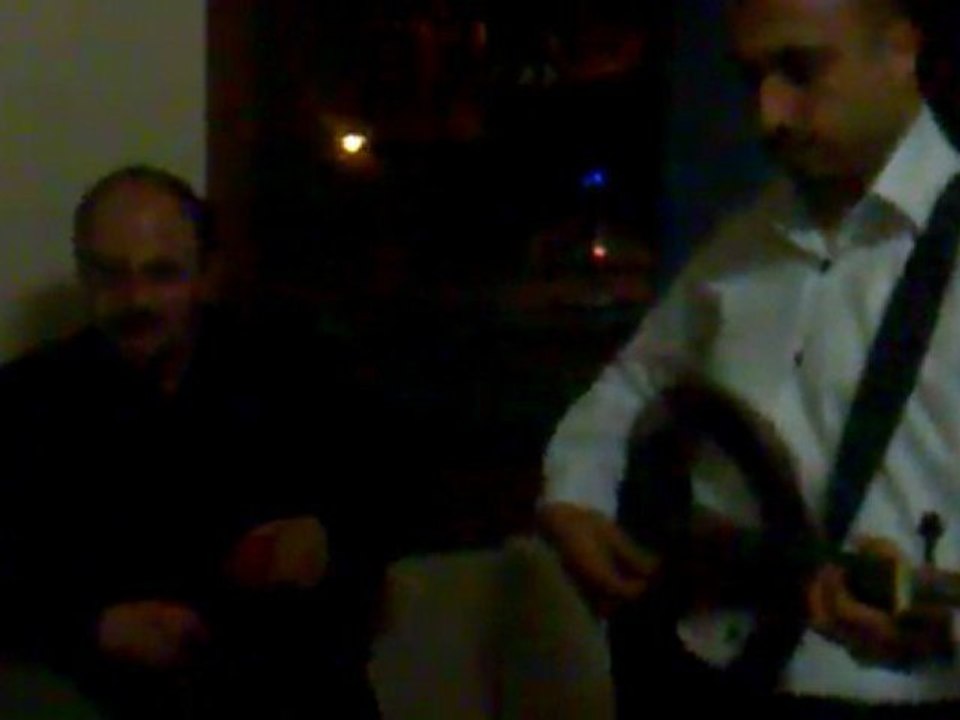 ""MAKBER"" ÖZGÜR GÜNEY  YENİİ VİDEO GRUP NOSTALJİ......NİKTAŞ ÇATI RESTAURANTTA
