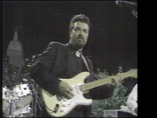 Omar & the Howlers - 04 - Hard Times in the Land of Plenty - 1986