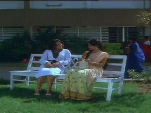 Taxi Driver - Krishnam Raju Scolds Jaya Pradha