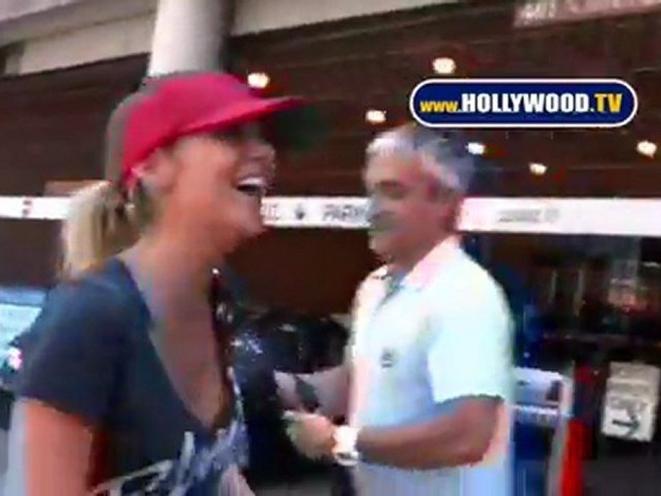 Stephanie Pratt At Anastasia In Beverly Hills