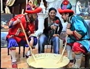 HACIVAT- KARAGÖZ VE GÜLER OYTUN-ZİLE PEKMEZİ ATIŞMASI