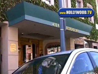 Britney Spears' Father Visits Medical Building