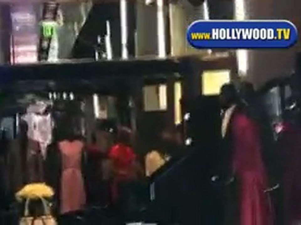 Victoria Beckham & Eva Longoria Shop Beverly Hills Together