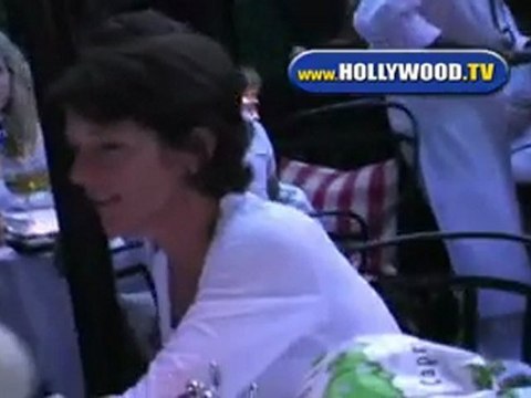 Nicollette Sheridan Goes Too Dinner At The Ivy